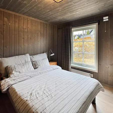 3 Bedroom Beautiful In بيت للعطل ليلّيهامّير